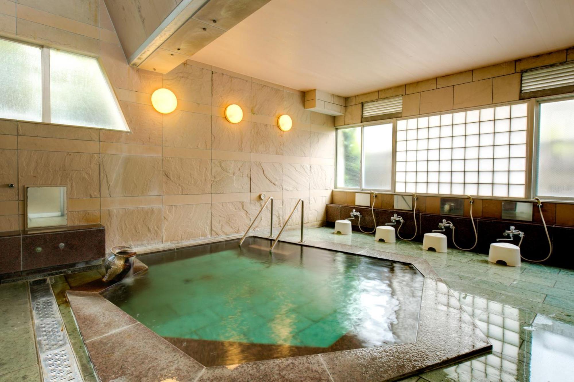 Yugawara-Onsen Manyoso Hotel Bagian luar foto