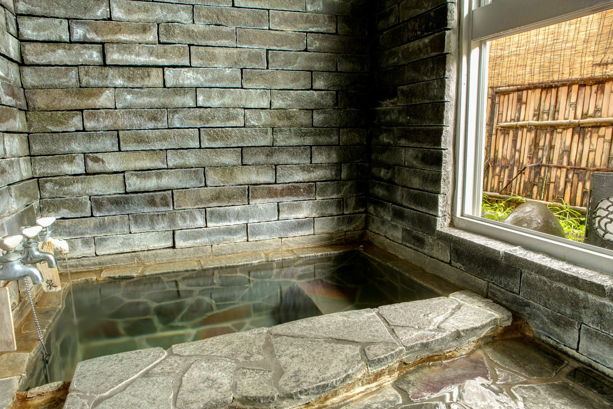 Yugawara-Onsen Manyoso Hotel Bagian luar foto
