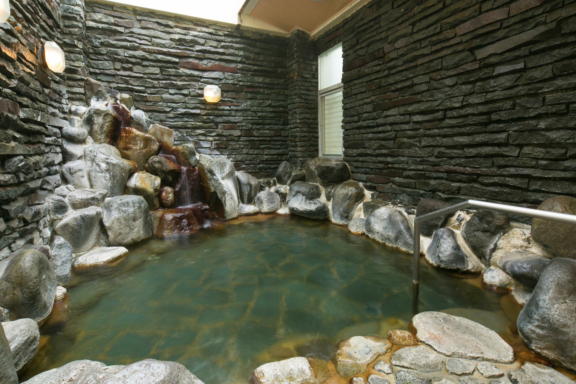 Yugawara-Onsen Manyoso Hotel Bagian luar foto